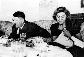 Efemerides año 1945 4 Hitler y Eva Braun