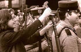 Efemerides año 1974 4 Revolucion de los Claveles