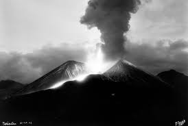 Efemerides año 1943 2 Volcan Paricutin 1943