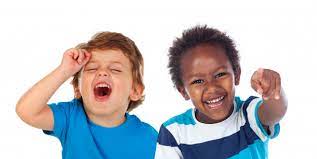 Chistes de Niños 1 Pareja Niños riendo