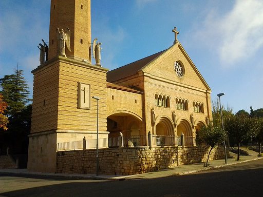 Que podemos ver en Belchite (Zaragoza) 5 Iglesia Belchite Nuevo