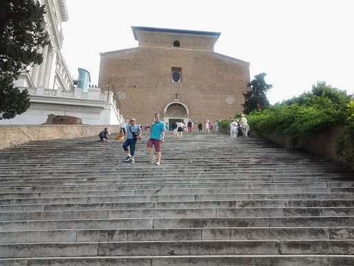 Que podemos ver en Roma 5 Iglesia santa Maria Aracoeli