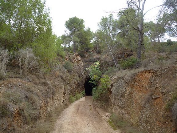 Via Verde Ojos Negros tramo Barracas Puerto de Sagunto 2 Via verde ojos Negros Barracas puerto de Sagunto 4