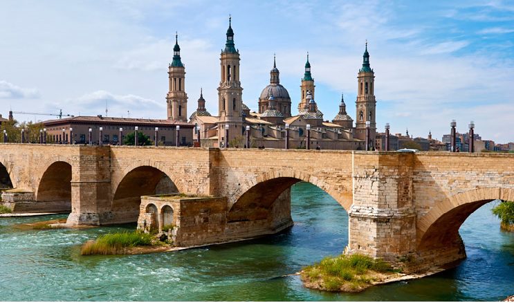 Que podemos ver en Zaragoza 9 Puente de Piedra