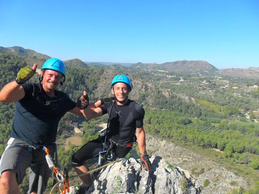 Zona de escalada Peña los Llanos en Aralla de Luna (Leon) 25 Vicente Morello 108