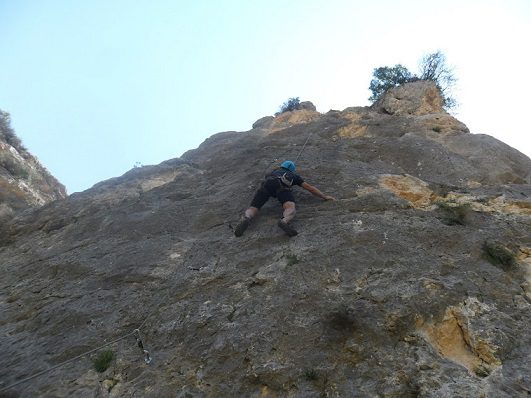 Zona escalada de Alos de Balaguer (Lleida) 25 Vicente Morello 16