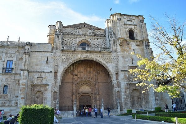 Que podemos ver en Leon 7 Iglesia de san Marcos