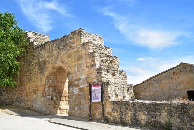 Que podemos ver en santo Domingo de Silos (Burgos) 12 Murallas de Silos
