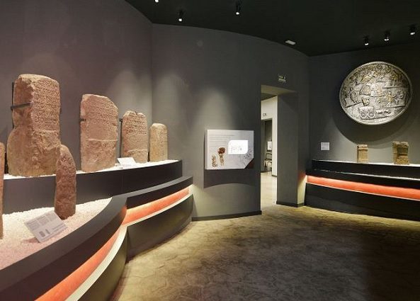 Que podemos ver en Santander (Cantabria) 19 Muestra losetas de piedra