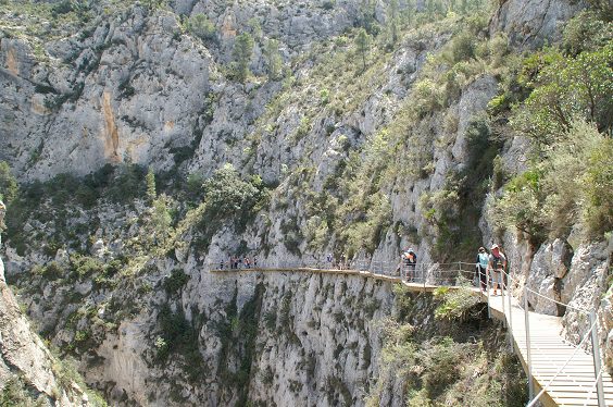 Ruta senderismo pasarelas de Relleu (Alicante) 18 Pasarelas de Relleu